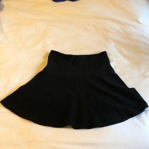 UNIQLO Black Skater Skirt
